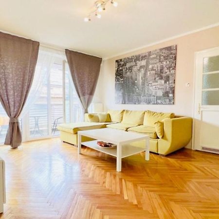 Apartment Baseskija ซาราเยโว ภายนอก รูปภาพ