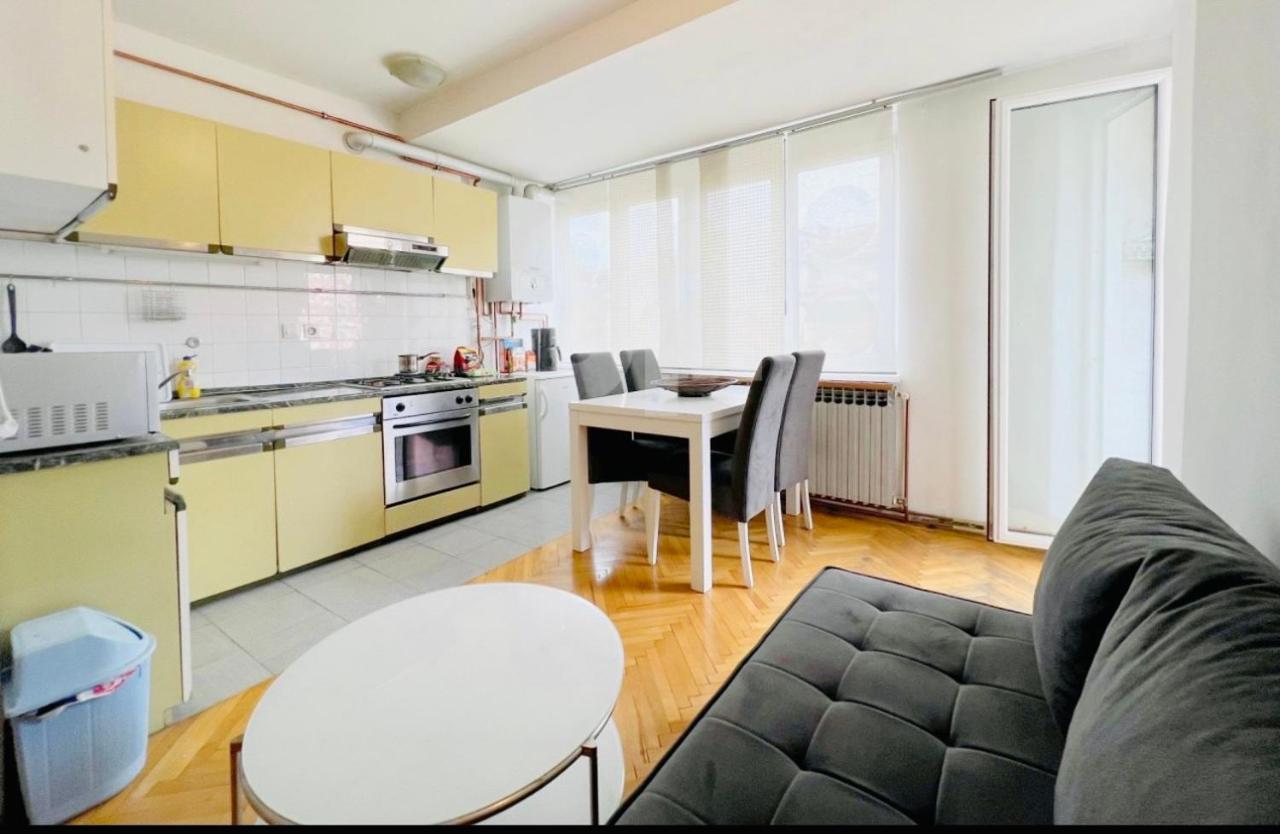Apartment Baseskija ซาราเยโว ภายนอก รูปภาพ