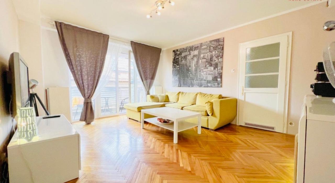 Apartment Baseskija ซาราเยโว ภายนอก รูปภาพ